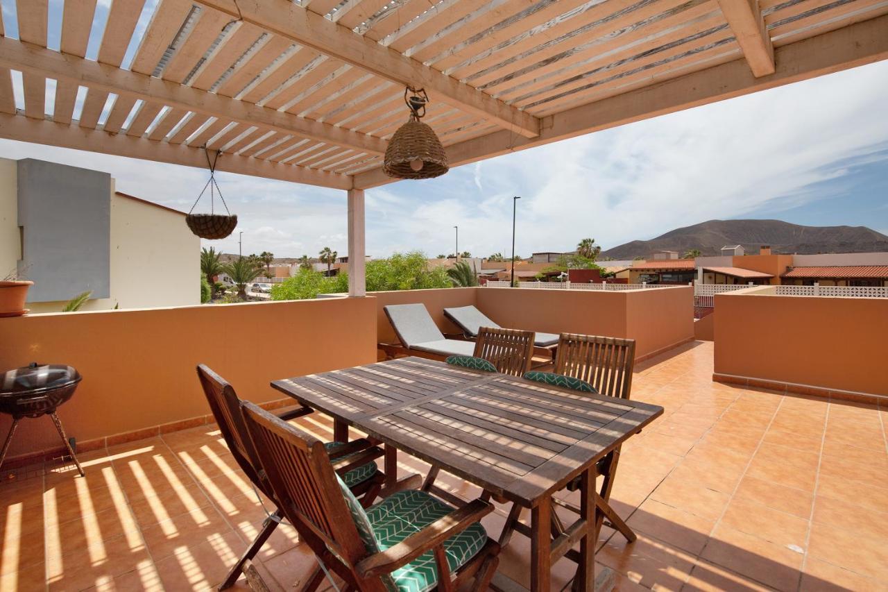 Las Fuentes Corralejo Esterno foto
